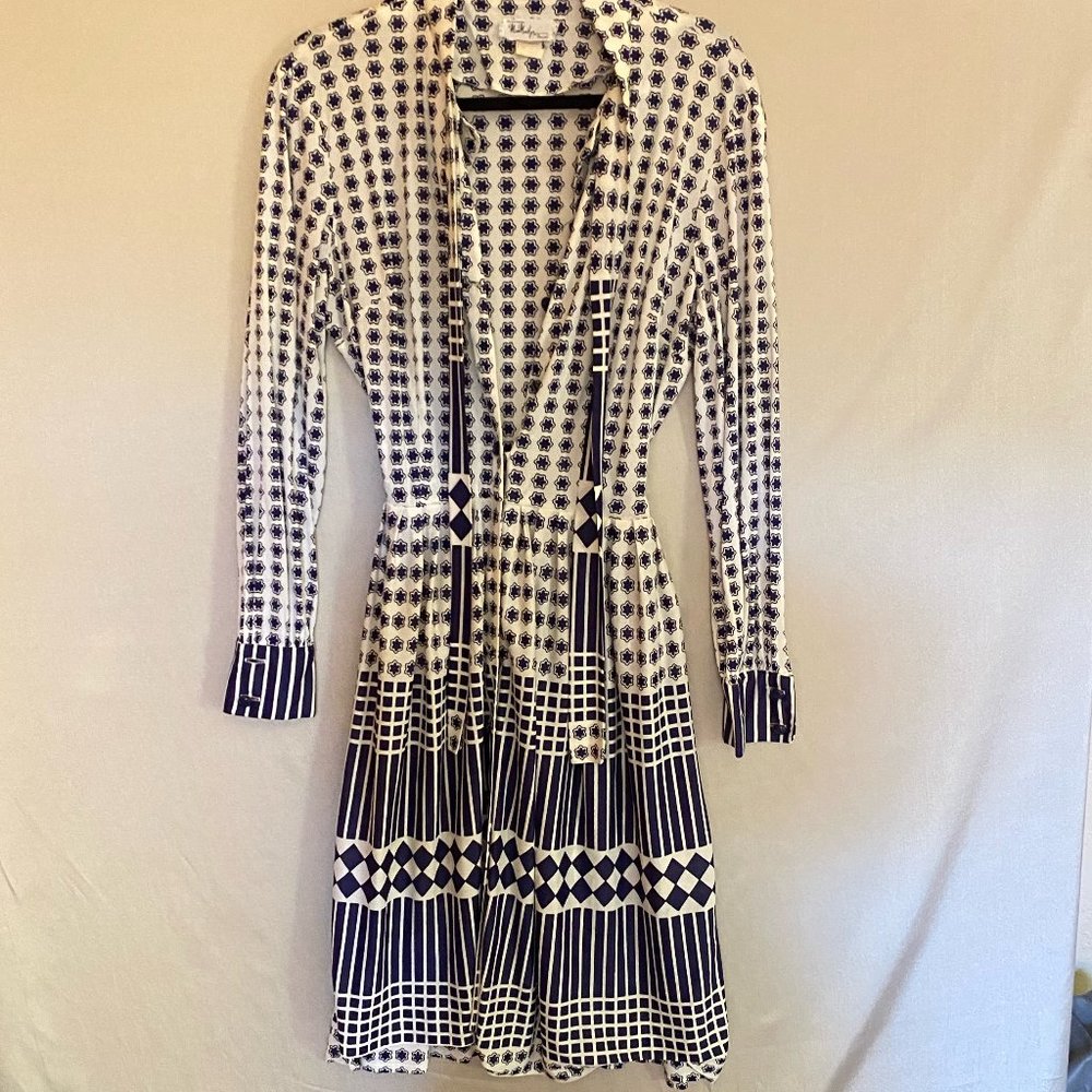 Miss Marilyn Dallas Vintage Navy Floral Block Print Cardigan
